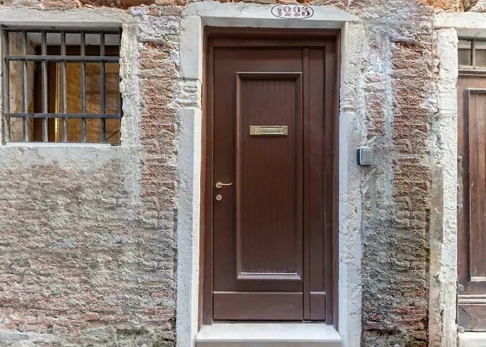 Accademia Palace Venice By Casa Da Suite